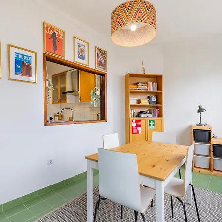 Remodeled Historical Apartment In The City Center Fundao Exterior photo